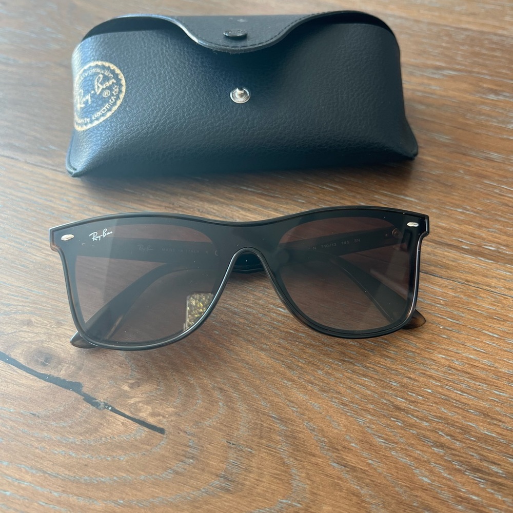 Ray Ban Sun glasses